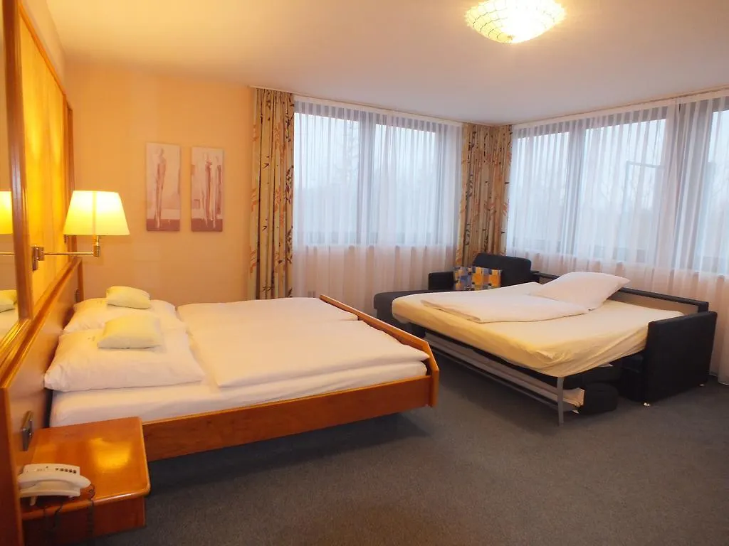 Hotel Stadt Pasing Münih 3*,